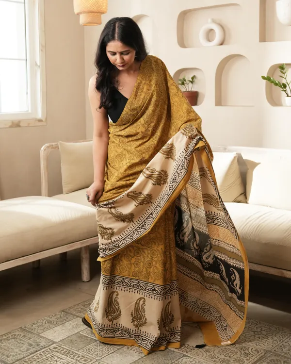 Mustard_Cotton_Paisley_Border_Print_Mulmul_Saree_For_Women